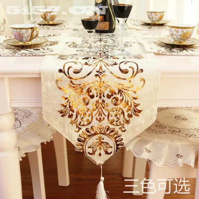 European Style Table Runner - jenshomeandgardendecor