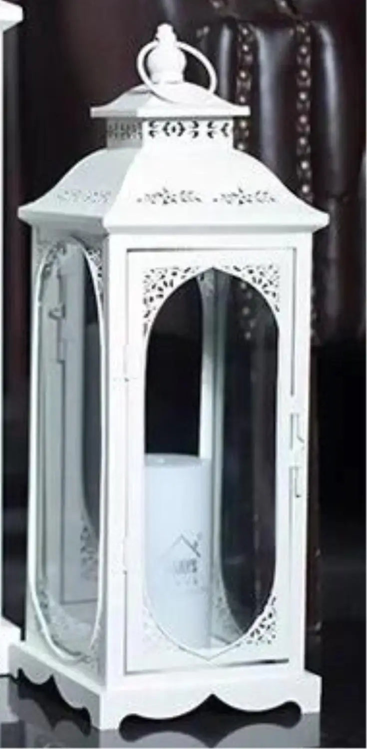 European Wrought Iron Candlestick Lantern Retro Wedding Prop Pre-function Area Decoration Handmade Metal Tealight Holder