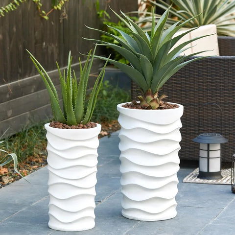 Set of 2 Garden Planters, White