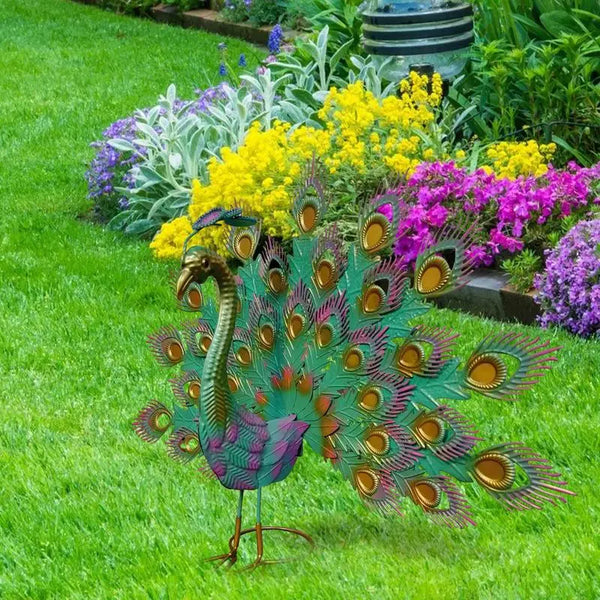 Metal Peacock Garden Statue - jenshomeandgardendecor