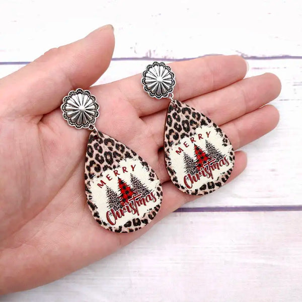 Christmas Tree Pattern Leopard Background Wood Teardrop Dangle Earrings