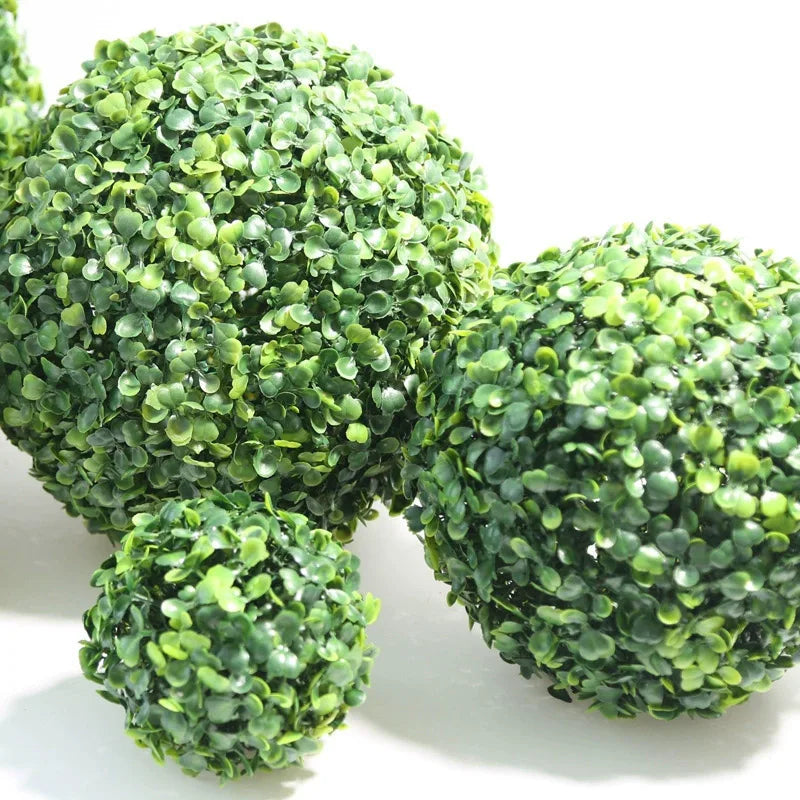 10-28cm Artificial Grass Topiary Balls